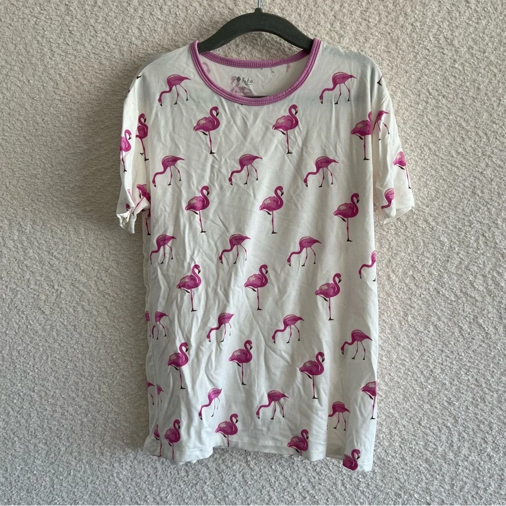 Kyte BABY White Pajama Top with Pink Flamingo Print
